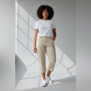 Foxcroft ‘Non Iron’ Straight Leg Cropped Pants Khaki Size 16